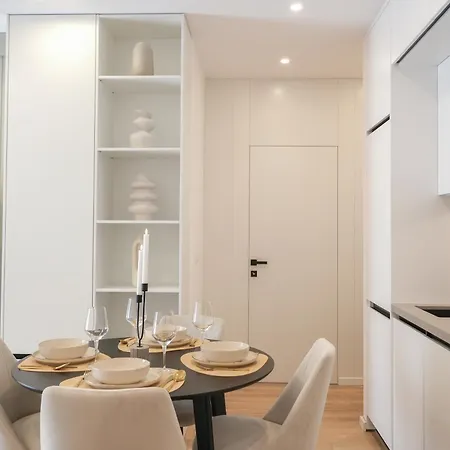 Matisse No25 Luxury 2 Bedrooms With Parking * Τίρανα