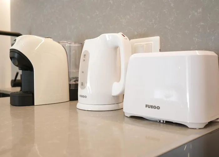 דירה Matisse No25 Luxury 2 Bedrooms With Parking טיראנה