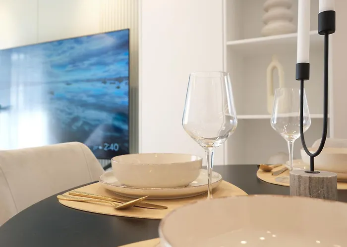 Matisse No25 Luxury 2 Bedrooms With Parking דירה