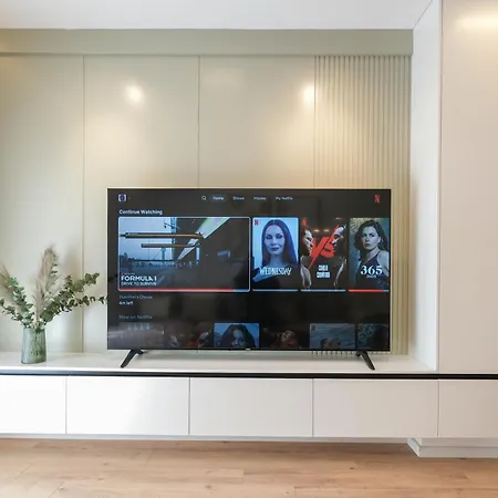 Matisse No25 Luxury 2 Bedrooms With Parking Tiran