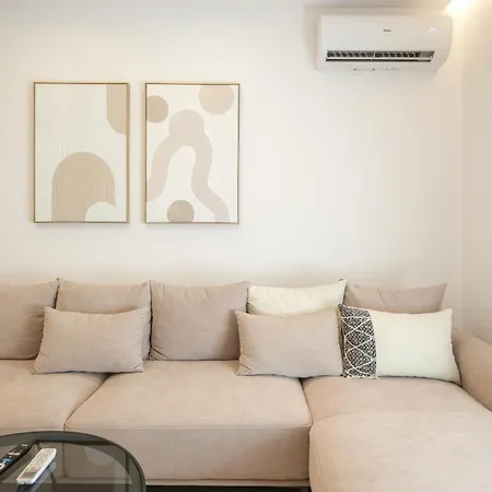 Matisse No25 Luxury 2 Bedrooms With Parking * Tirana