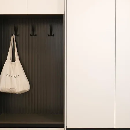 Matisse No25 Luxury 2 Bedrooms With Parking Tirana