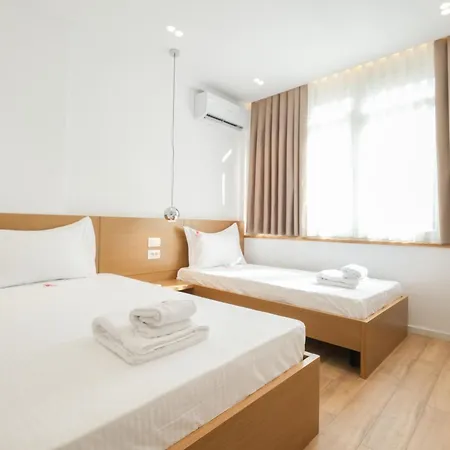 Matisse No25 Luxury 2 Bedrooms With Parking Tirana