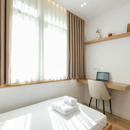 Matisse No25 Luxury 2 Bedrooms With Parking * Tirana