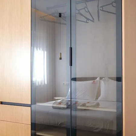 Matisse No25 Luxury 2 Bedrooms With Parking Lägenhet Tirana